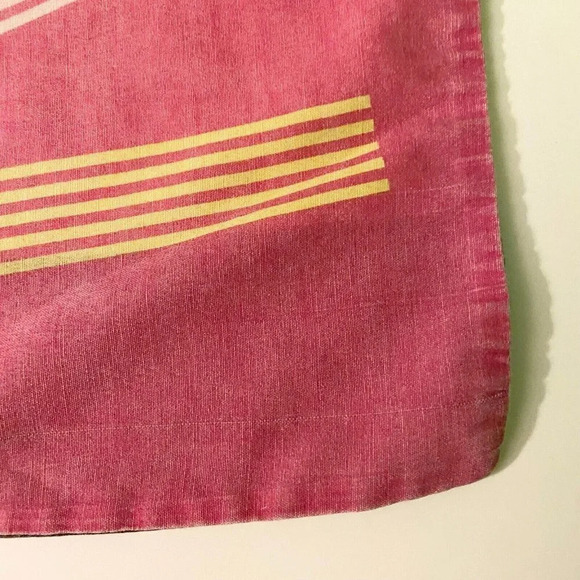 2013 Hello Kitty  Pink and Black Standard Size 29 x 18 inch 1 Piece Pillowcase - Picture 12 of 16